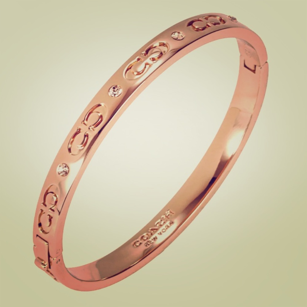 NWT COACH “kissing C” bangle